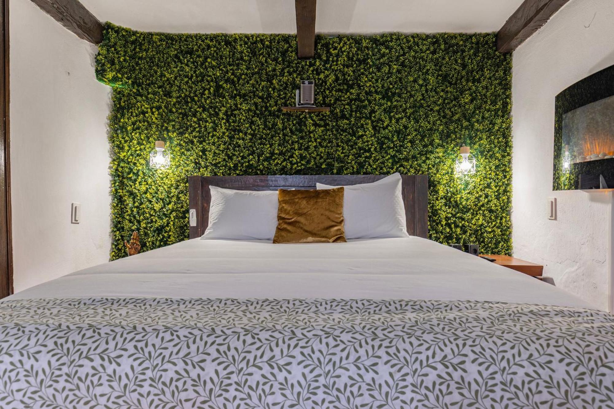 Small Cozy Room In Palace Patio With Hot Tub And Snooker - Sintra Wow Eksteriør billede